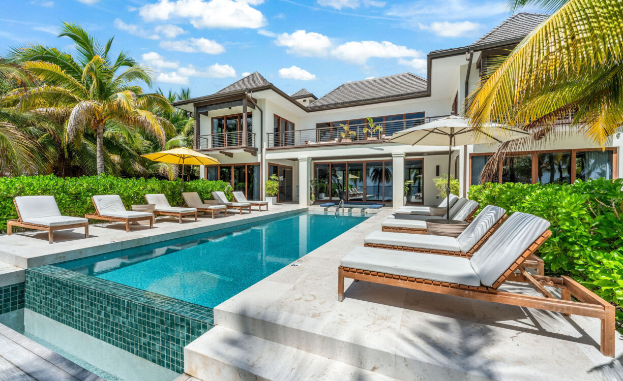 KEMPA KAI BEACHFRONT ESTATE