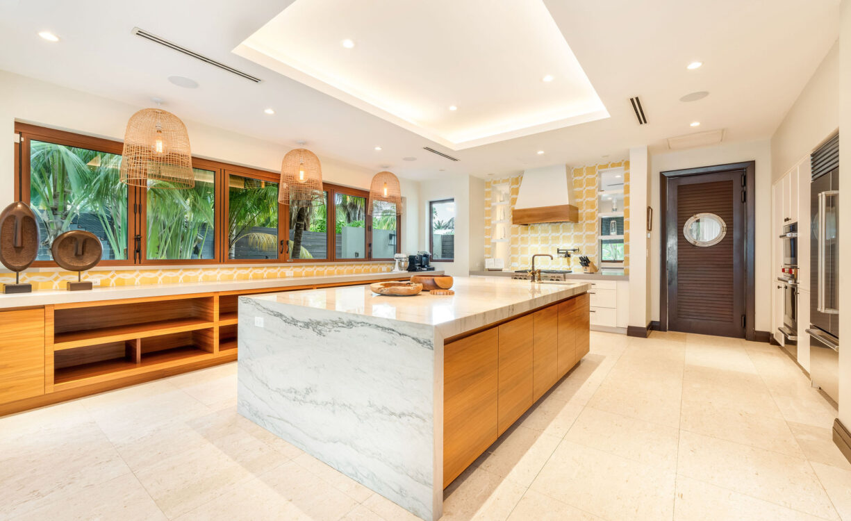 KEMPA KAI BEACHFRONT ESTATE