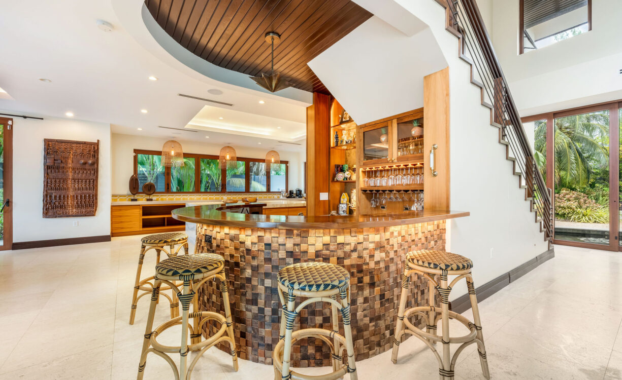 KEMPA KAI BEACHFRONT ESTATE