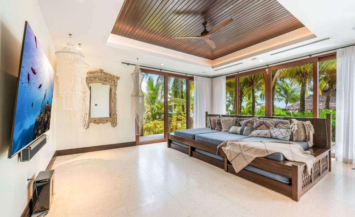 KEMPA KAI BEACHFRONT ESTATE