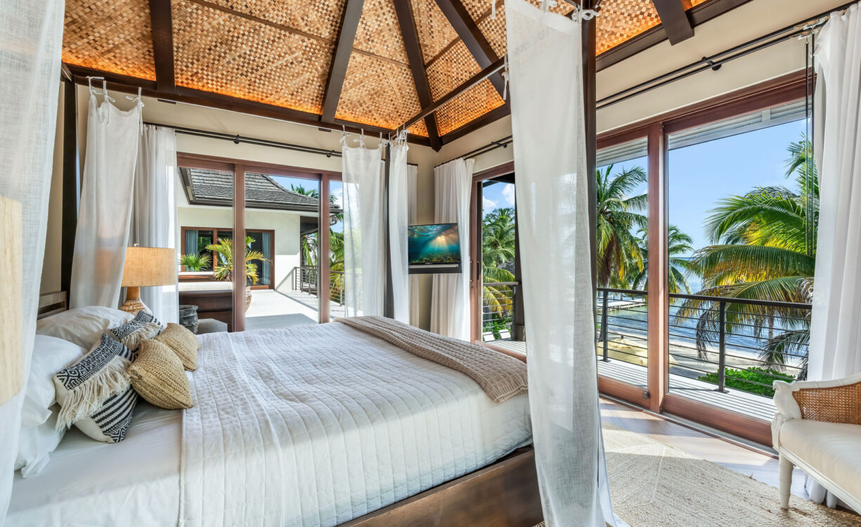 KEMPA KAI BEACHFRONT ESTATE