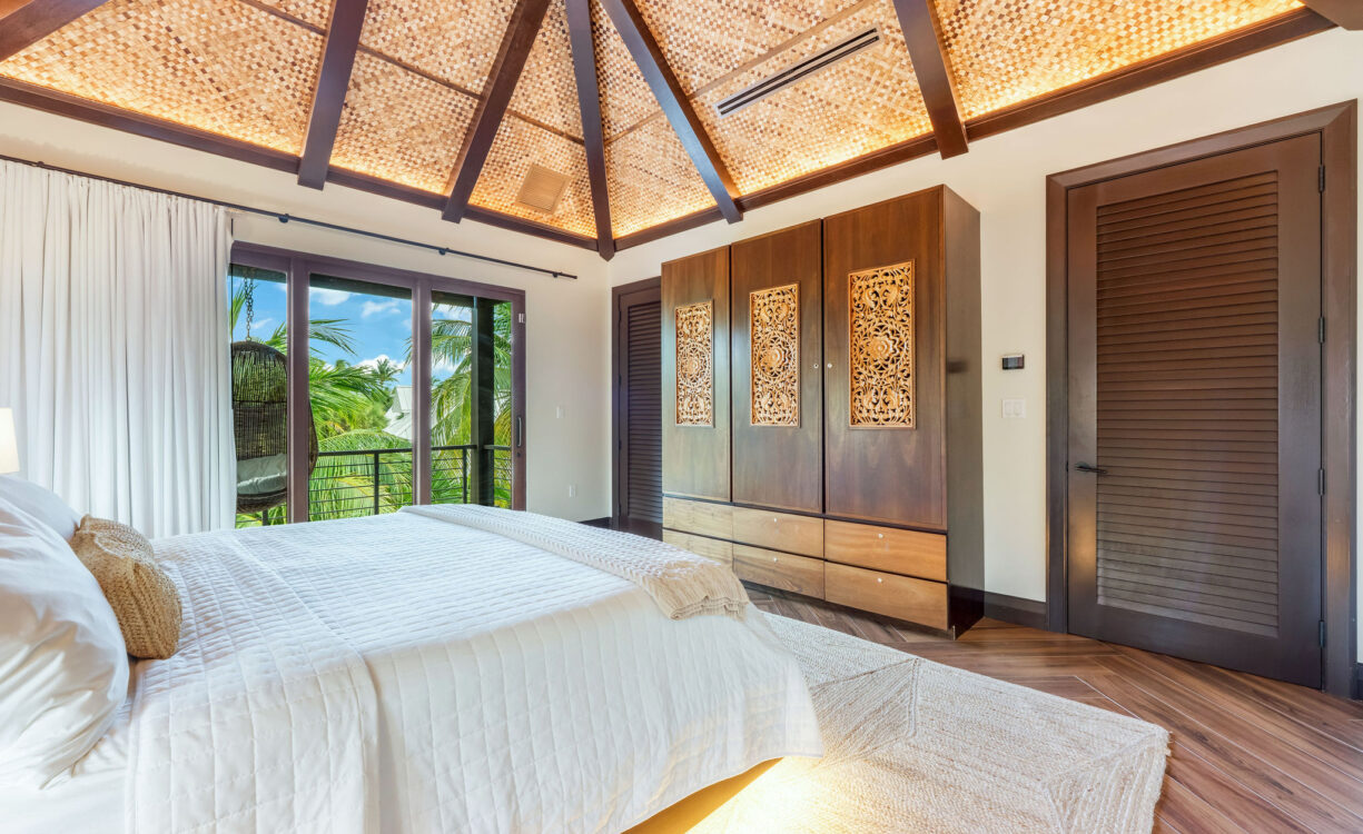 KEMPA KAI BEACHFRONT ESTATE