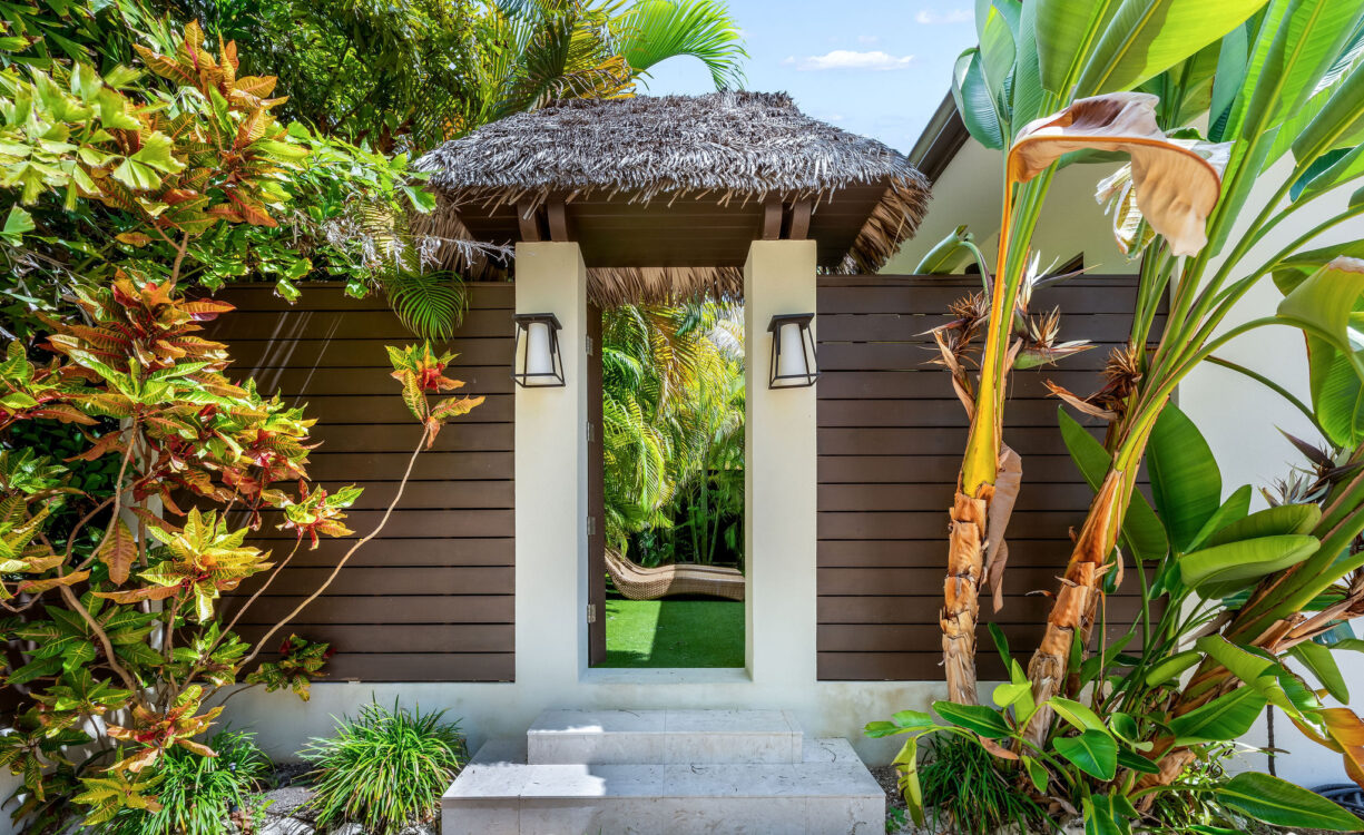 KEMPA KAI BEACHFRONT ESTATE