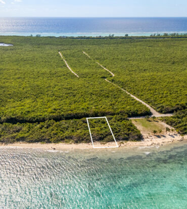 BETTY BAY 0.38 ACRE, LITTLE CAYMAN OCEANFRONT PARCEL
