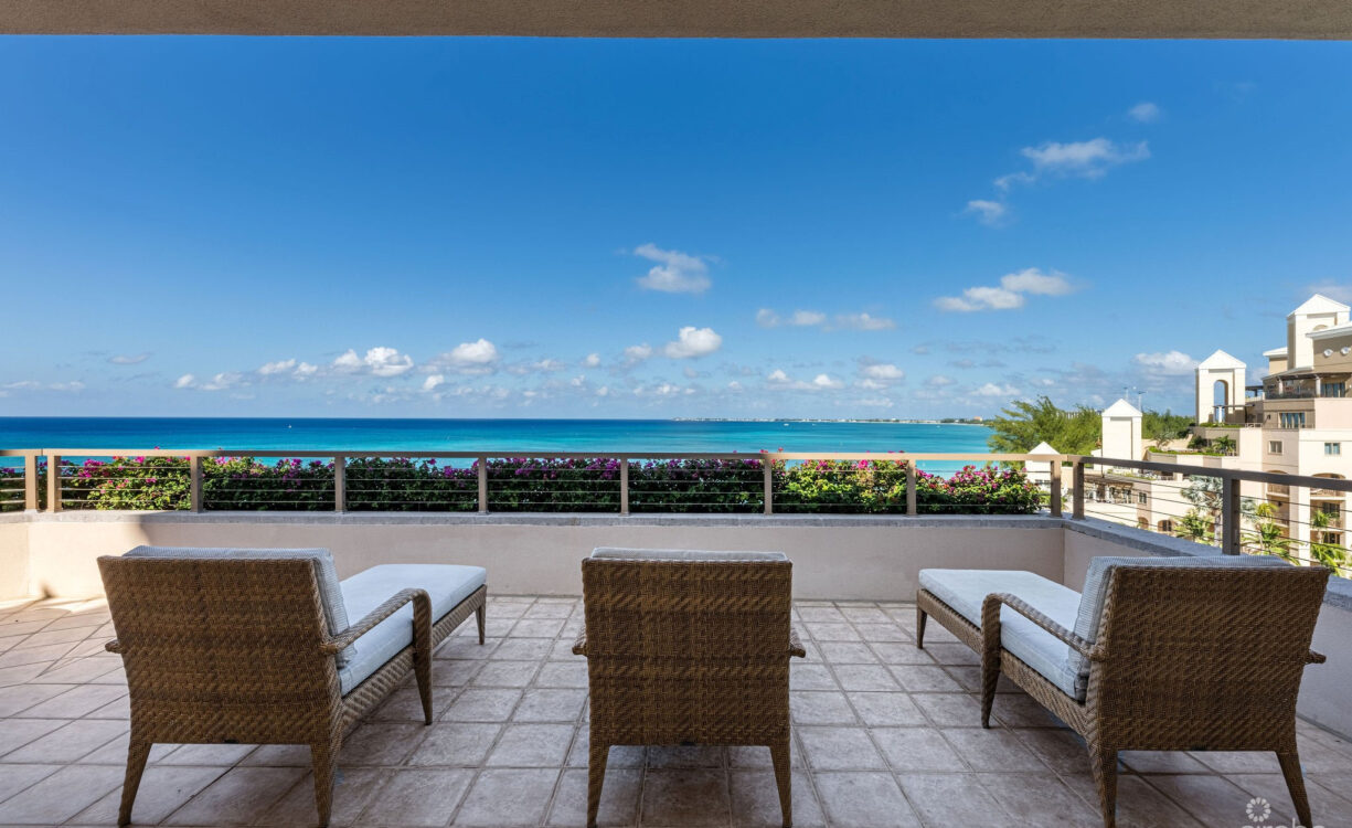 THE RITZ-CARLTON RESIDENCE #605