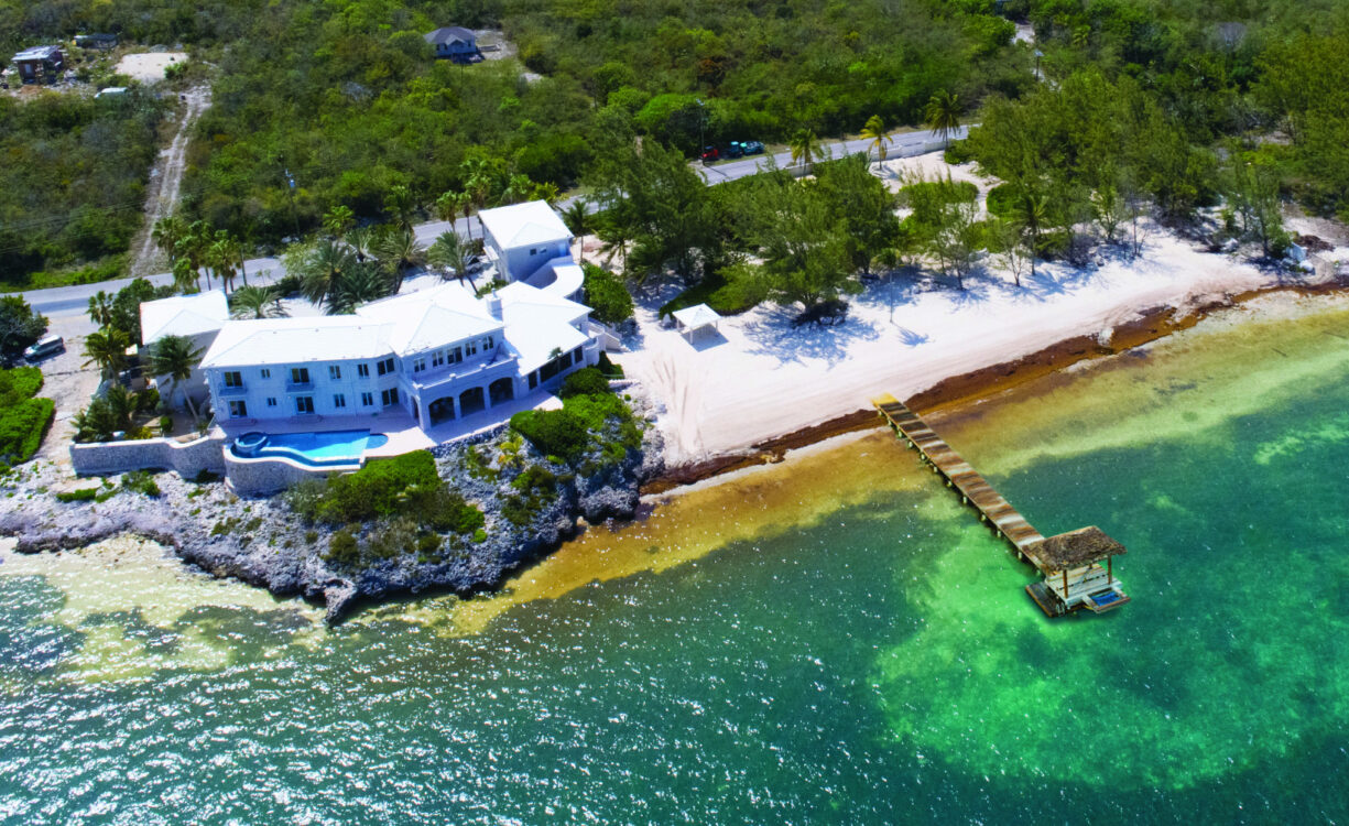 THE SAND BLUFF ESTATE | GUN BAY, EAST END