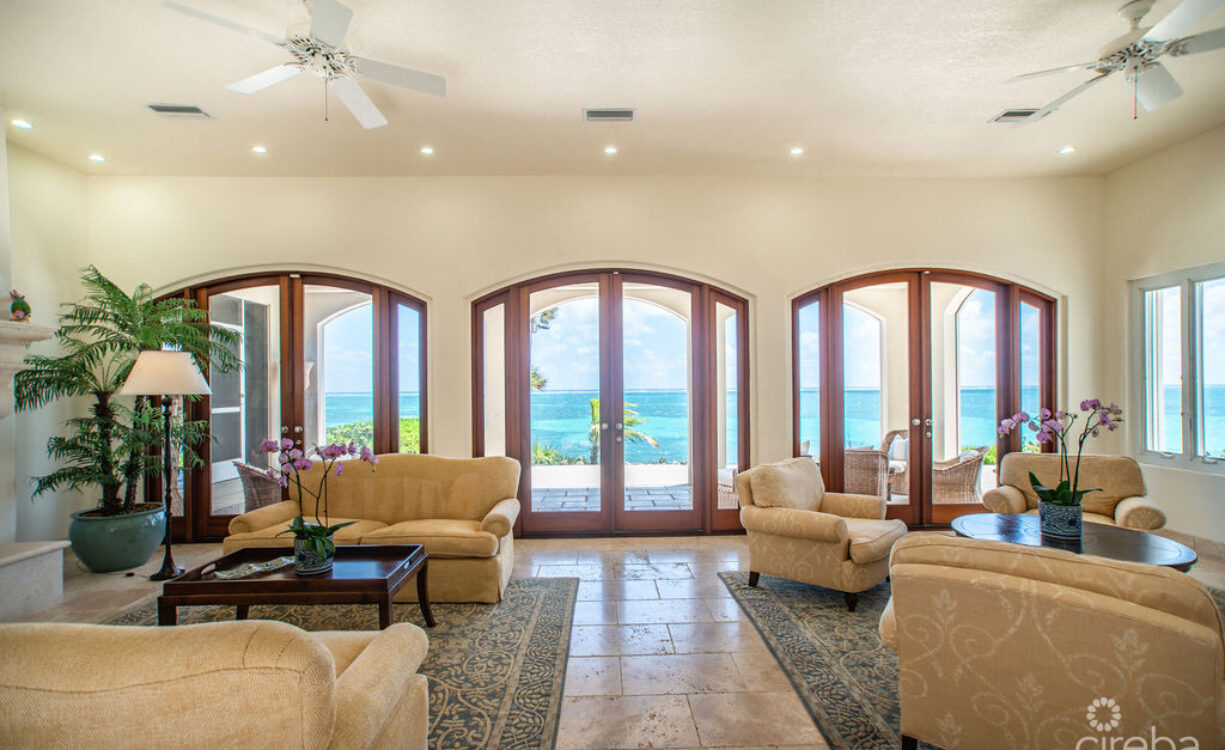 THE SAND BLUFF ESTATE | GUN BAY, EAST END