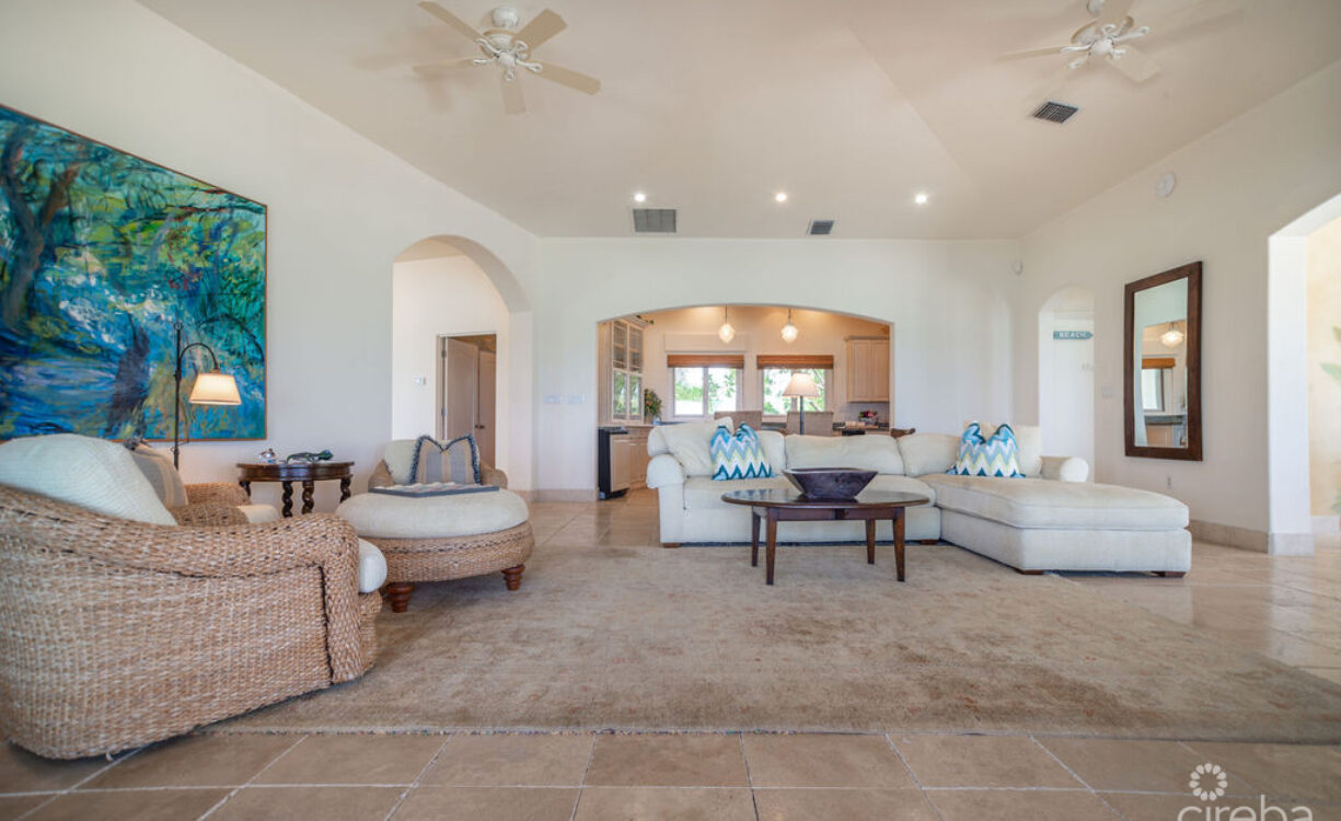 THE SAND BLUFF ESTATE | GUN BAY, EAST END