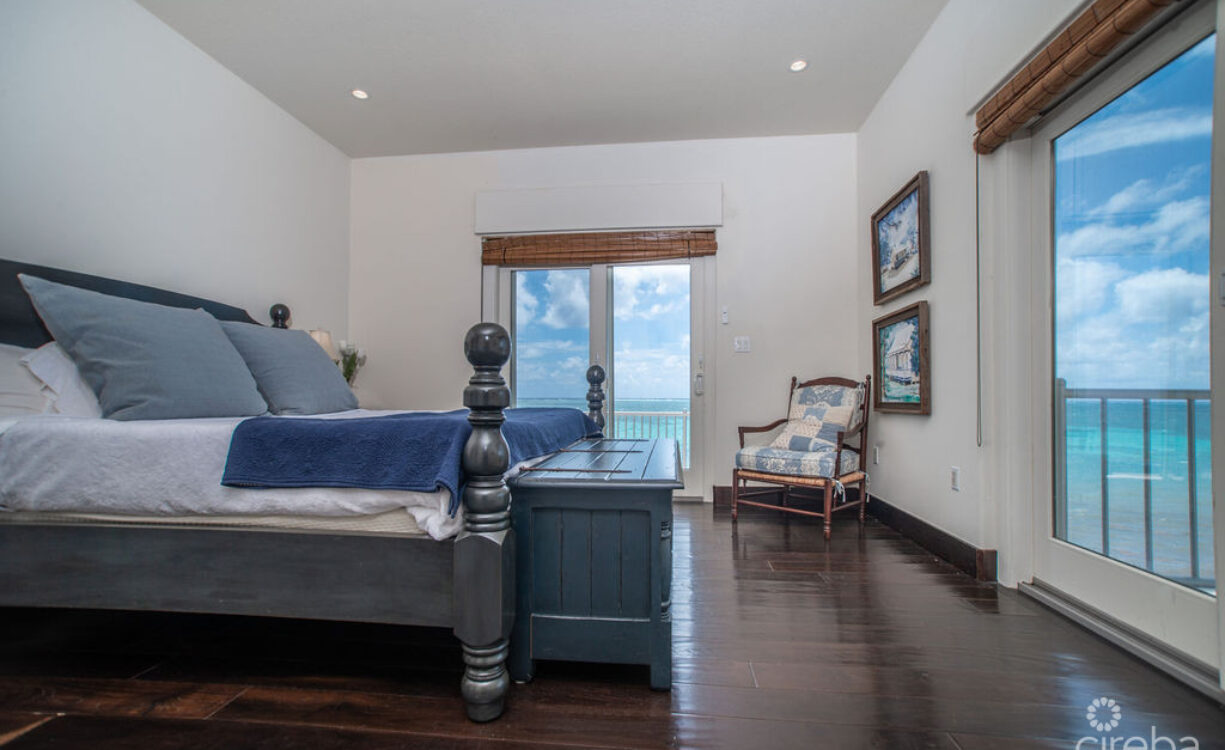 THE SAND BLUFF ESTATE | GUN BAY, EAST END