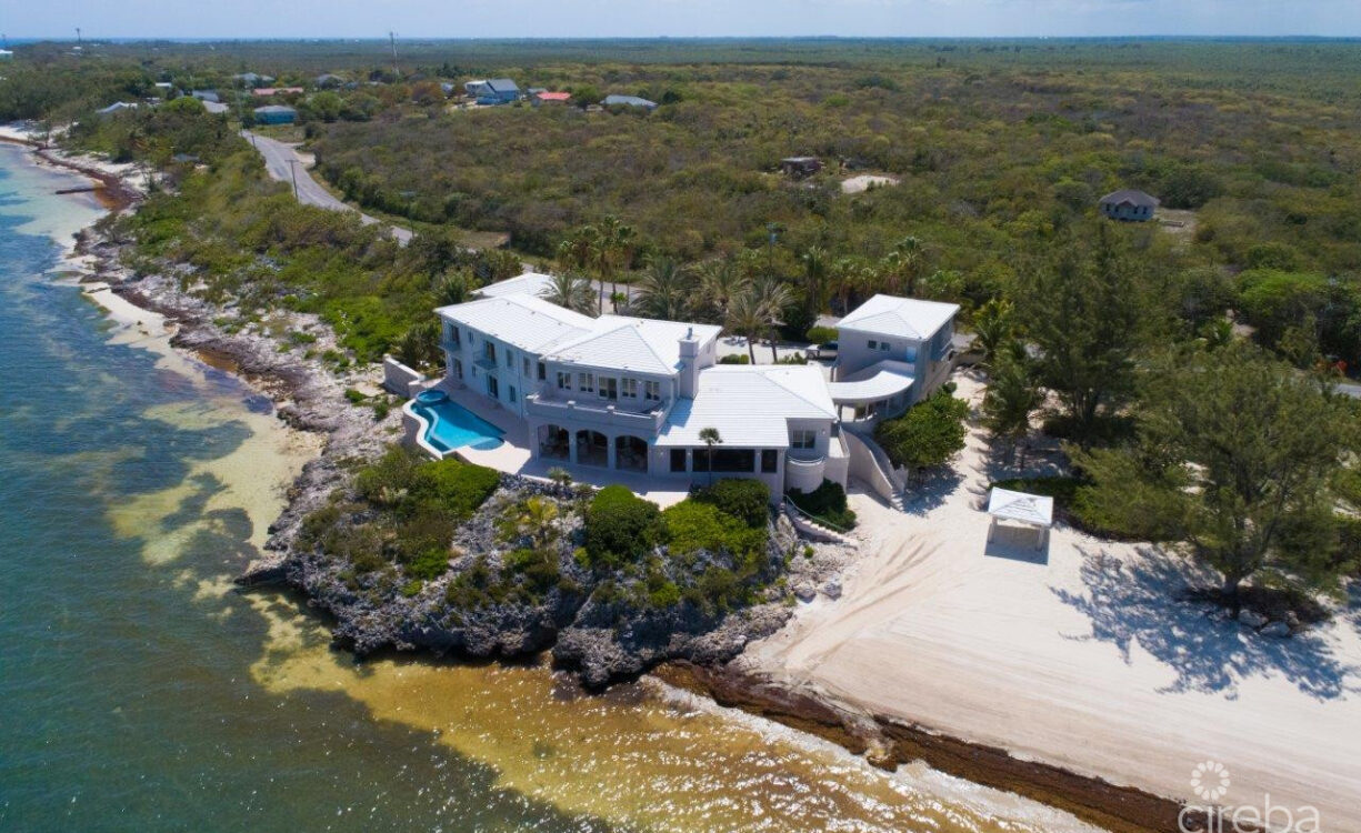 THE SAND BLUFF ESTATE | GUN BAY, EAST END