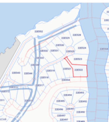 LARGE HARBOUR REACH LOT