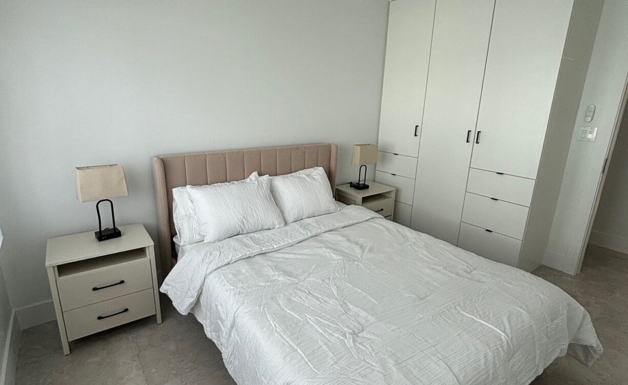 THE MEADOWS PHASE 2 - SEAGRAPE 1 BEDROOM