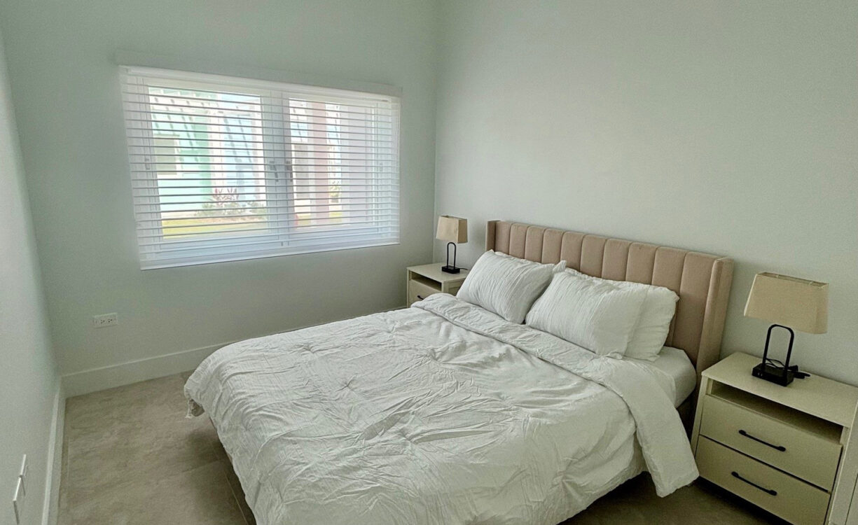 THE MEADOWS PHASE 2 - SEAGRAPE 1 BEDROOM