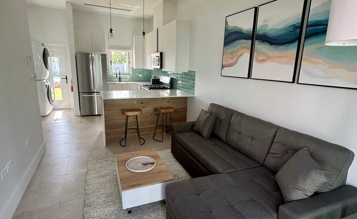 THE MEADOWS PHASE 2 - SEAGRAPE 1 BEDROOM