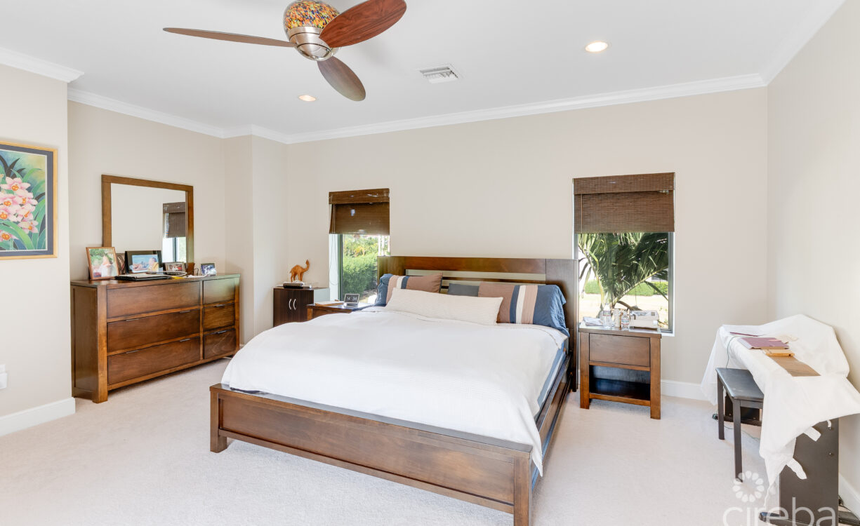 FAMILY HOME IN CYPRESS POINTE