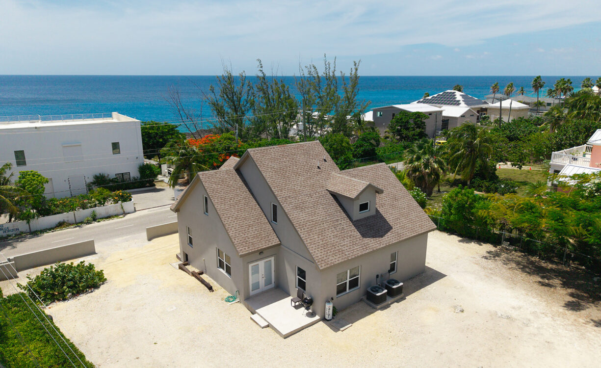 SINGLE FAMILY HOME + 0.20 ACRE LAND LOT