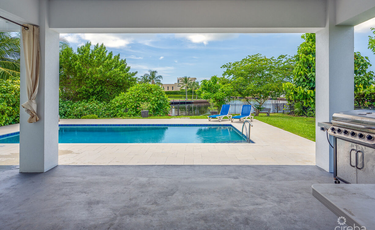 BIMIN DR - EXECUTIVE CANAL FRONT HOME IN GRAND HARBOUR