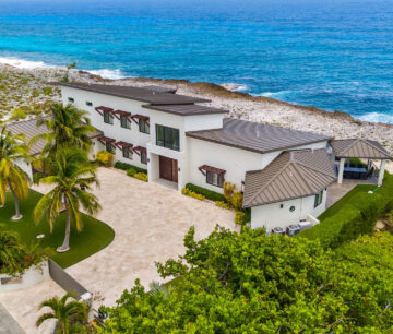 BELLA VISTA-LUXURY PANORAMIC OCEANFRONT 5 BEDROOM ESTATE