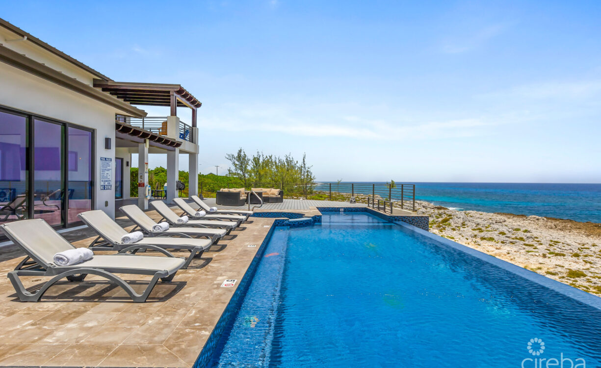BELLA VISTA-LUXURY PANORAMIC OCEANFRONT 5 BEDROOM ESTATE