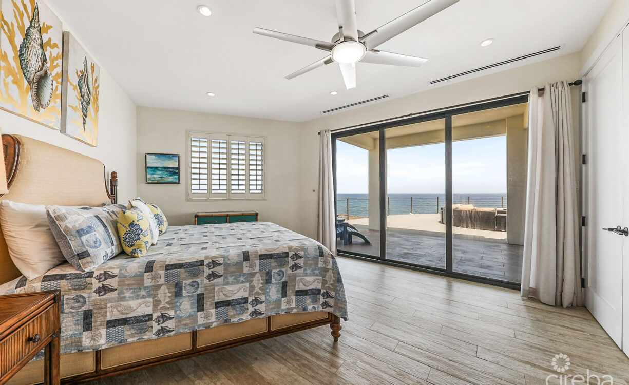 BELLA VISTA-LUXURY PANORAMIC OCEANFRONT 5 BEDROOM ESTATE