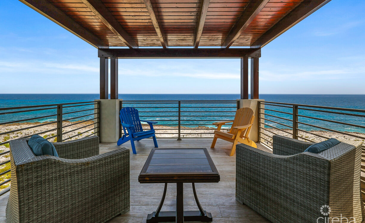 BELLA VISTA-LUXURY PANORAMIC OCEANFRONT 5 BEDROOM ESTATE