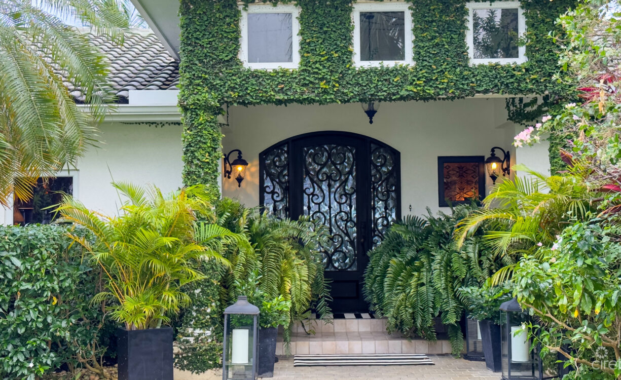 GOVERNORS HARBOUR OCEANFRONT HOME