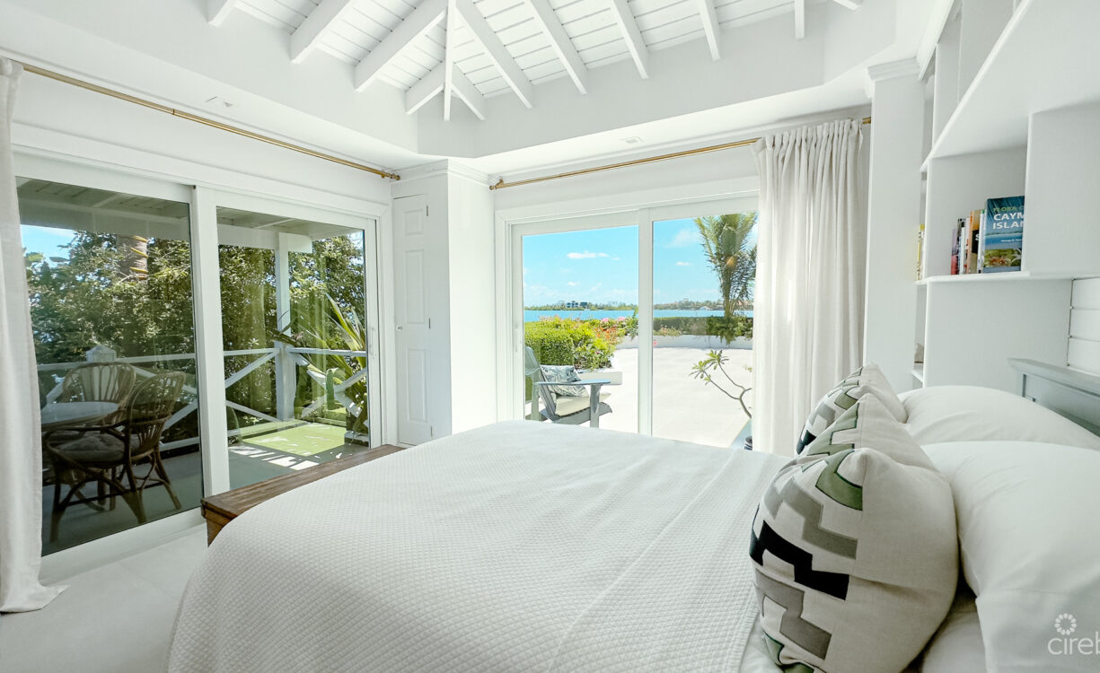 GOVERNORS HARBOUR OCEANFRONT HOME