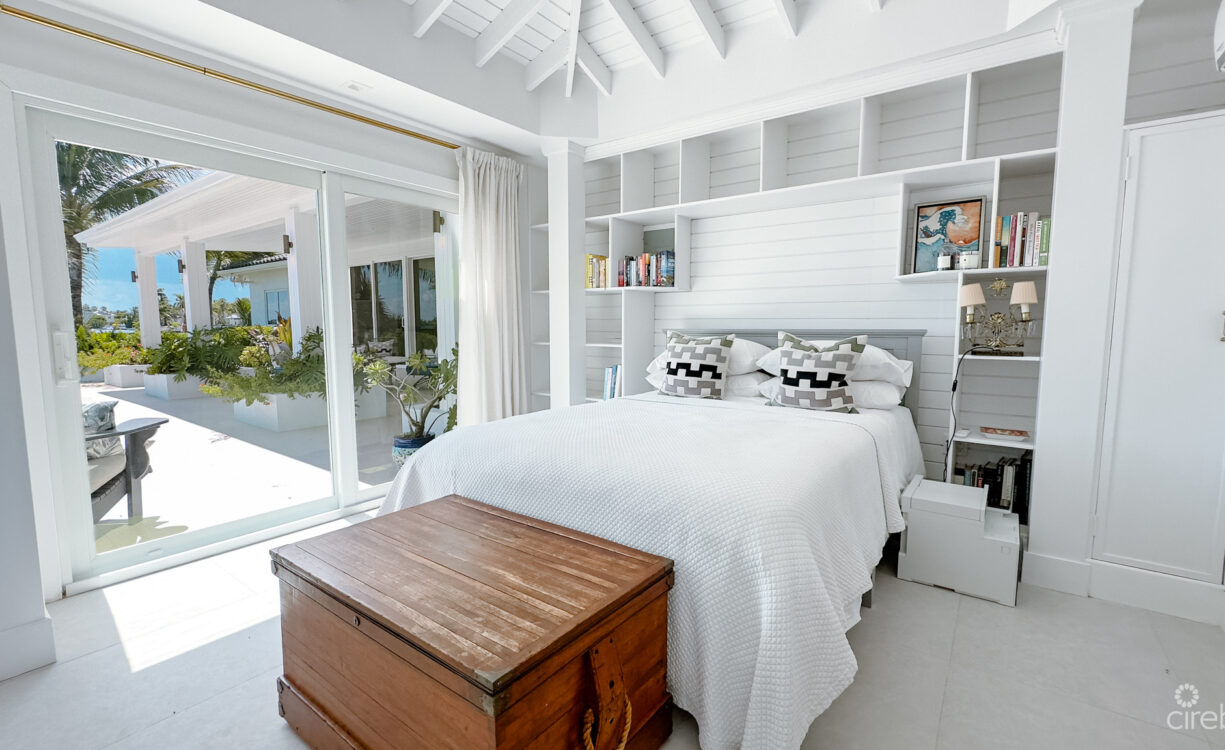 GOVERNORS HARBOUR OCEANFRONT HOME