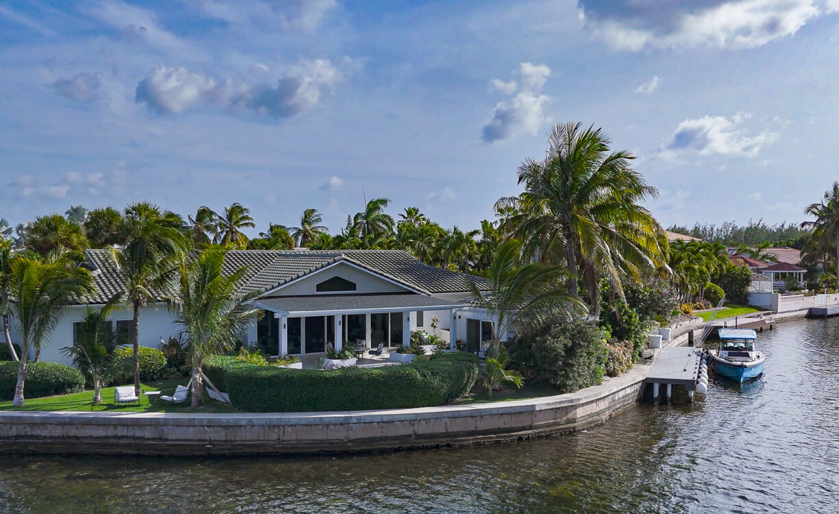 GOVERNORS HARBOUR OCEANFRONT HOME