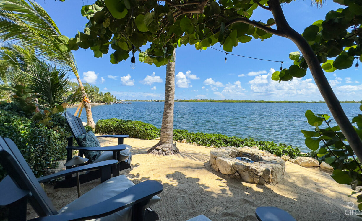 GOVERNORS HARBOUR OCEANFRONT HOME
