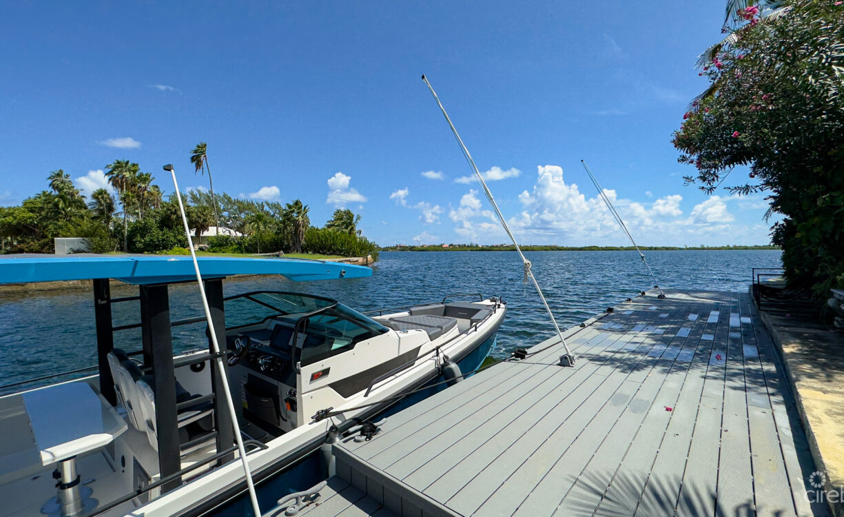 GOVERNORS HARBOUR OCEANFRONT HOME