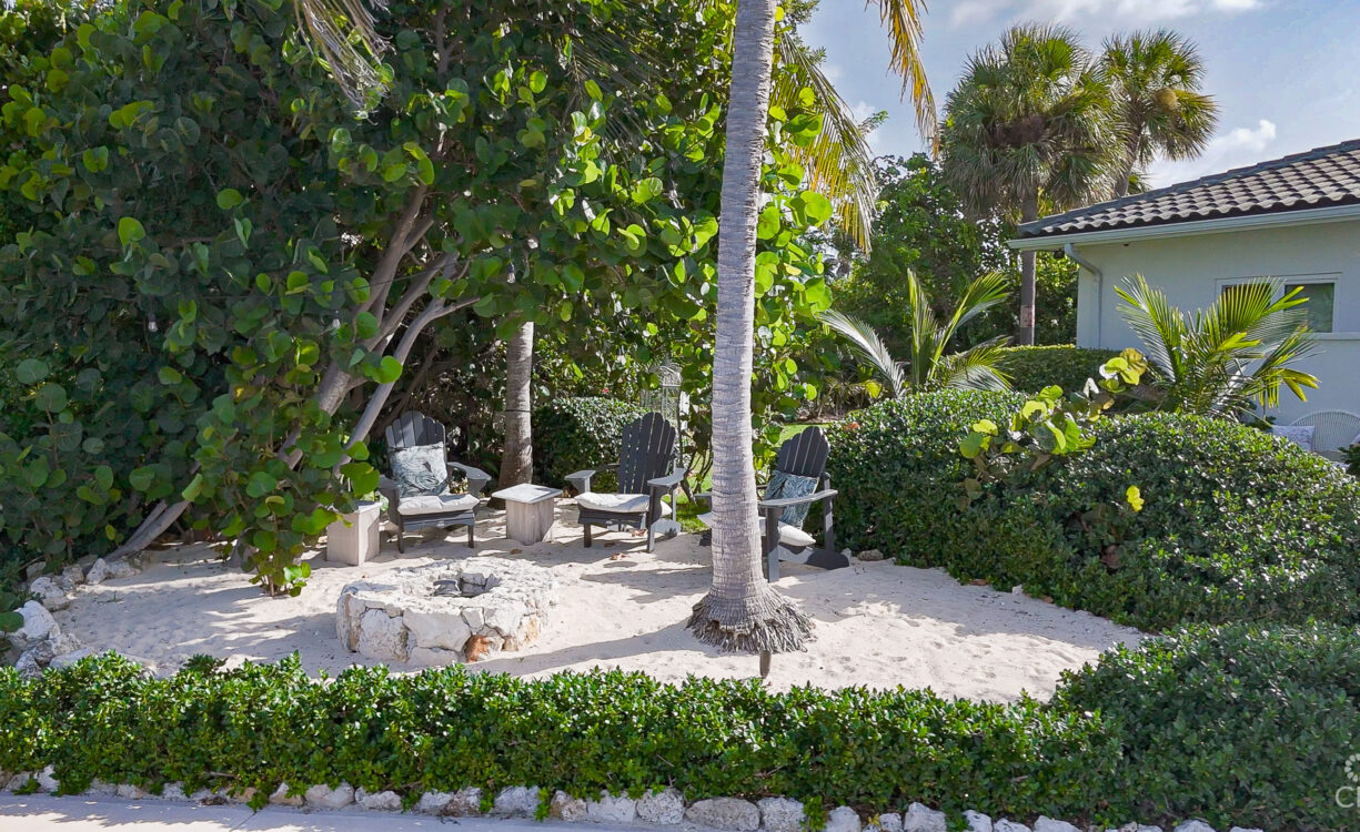 GOVERNORS HARBOUR OCEANFRONT HOME