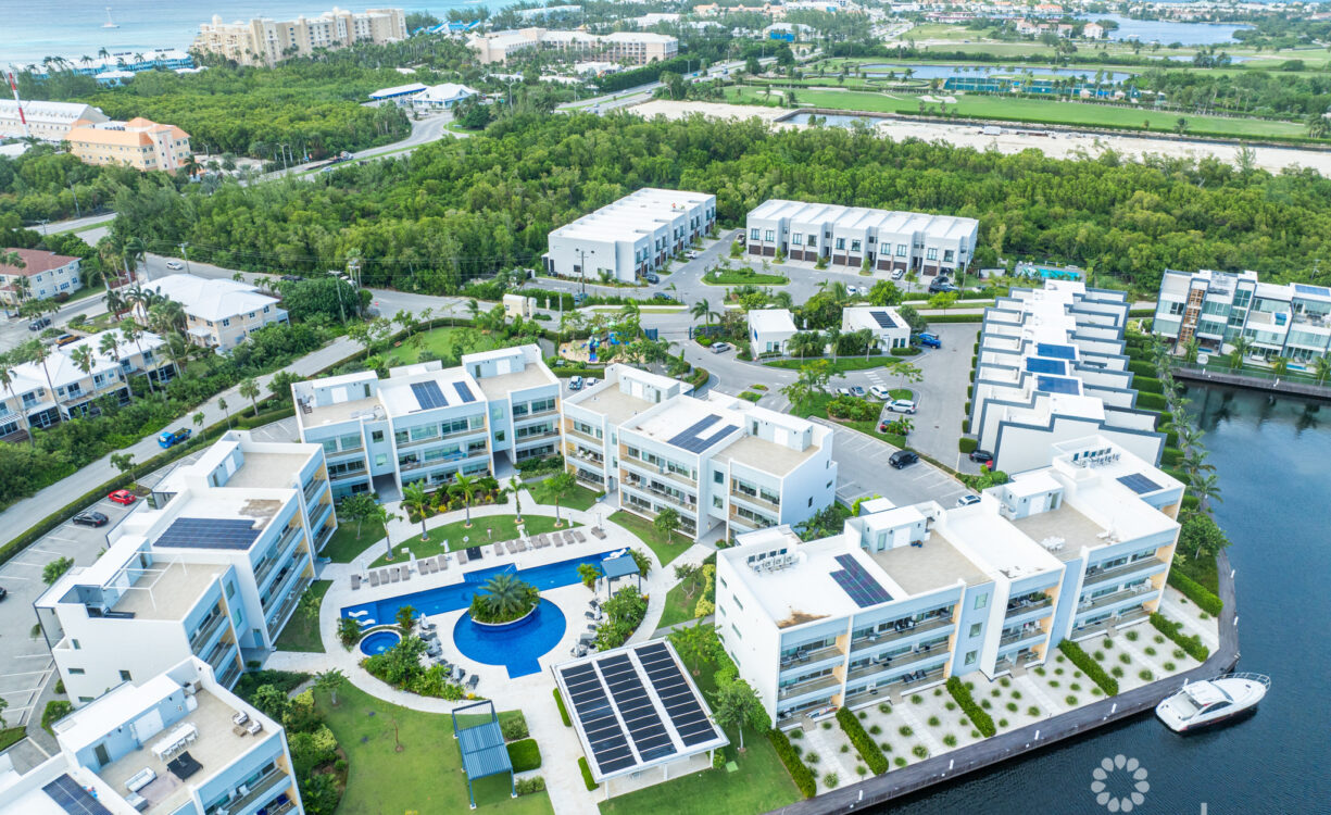 424 ONE CANAL POINT