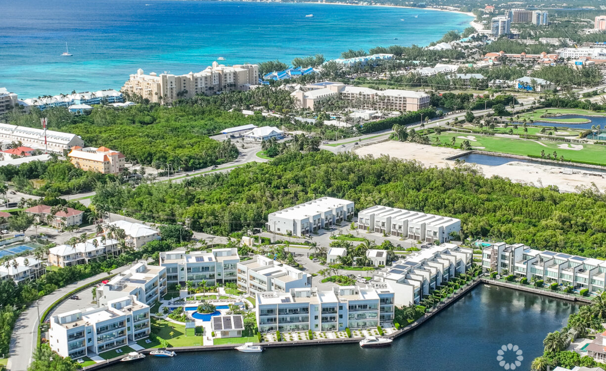 424 ONE CANAL POINT