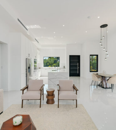 BRAND NEW, MODERN SINGLE FAMILY HOME