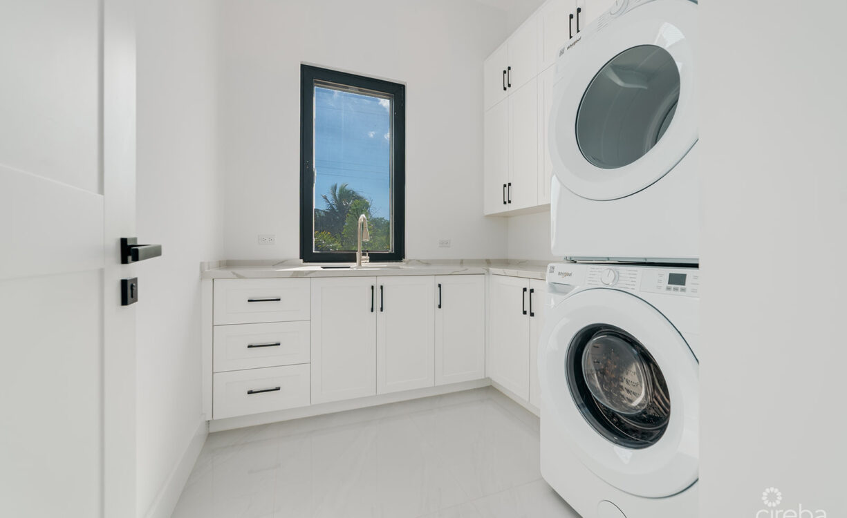 BRAND NEW, MODERN SINGLE FAMILY HOME