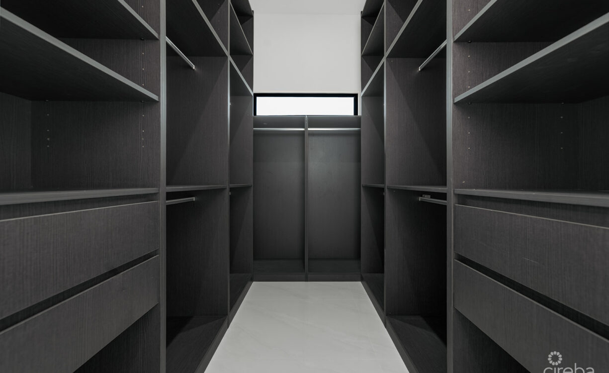 BRAND NEW, MODERN SINGLE FAMILY HOME