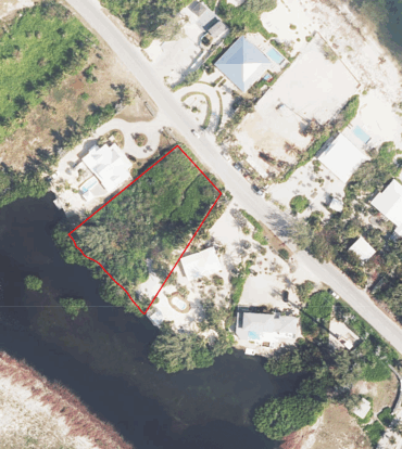 CAYMAN KAI CANAL FRONT LOT