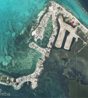 CAYMAN KAI CANAL FRONT LOT