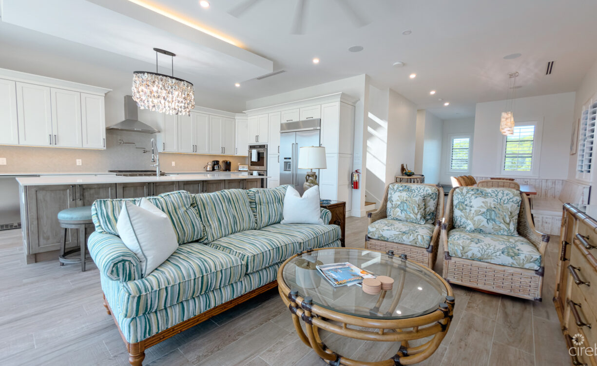 BEACH HOUSE WITH DOCK IN EAST END