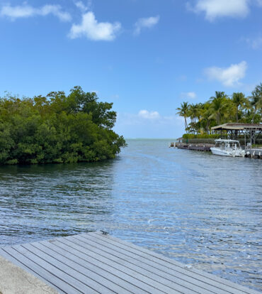 COASTAL ESCAPE WATERFRONT TOWNHOUSE