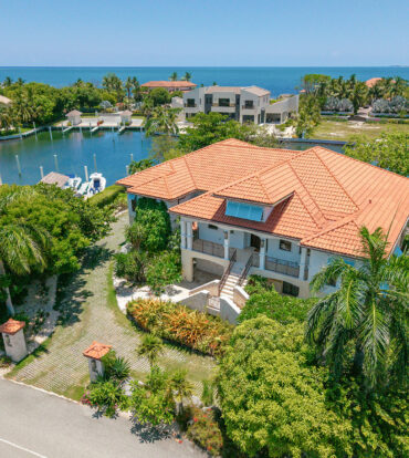 THE DOCK HOUSE | A VISTA DEL MAR & YACHT CLUB SIGNATURE RESIDENCE