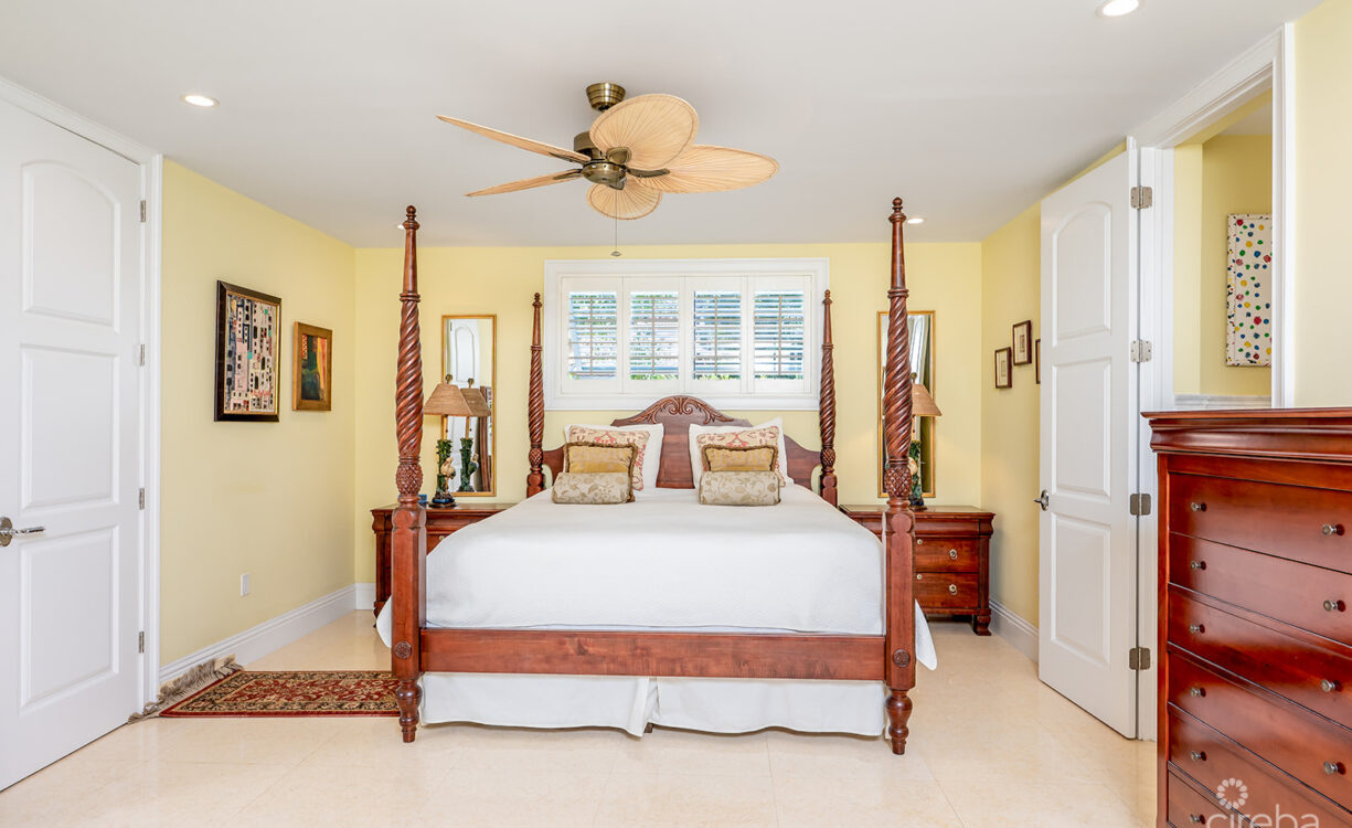 THE DOCK HOUSE | A VISTA DEL MAR & YACHT CLUB SIGNATURE RESIDENCE