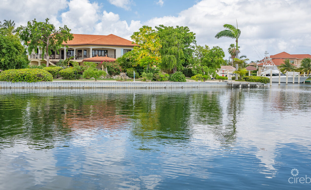 THE DOCK HOUSE | A VISTA DEL MAR & YACHT CLUB SIGNATURE RESIDENCE