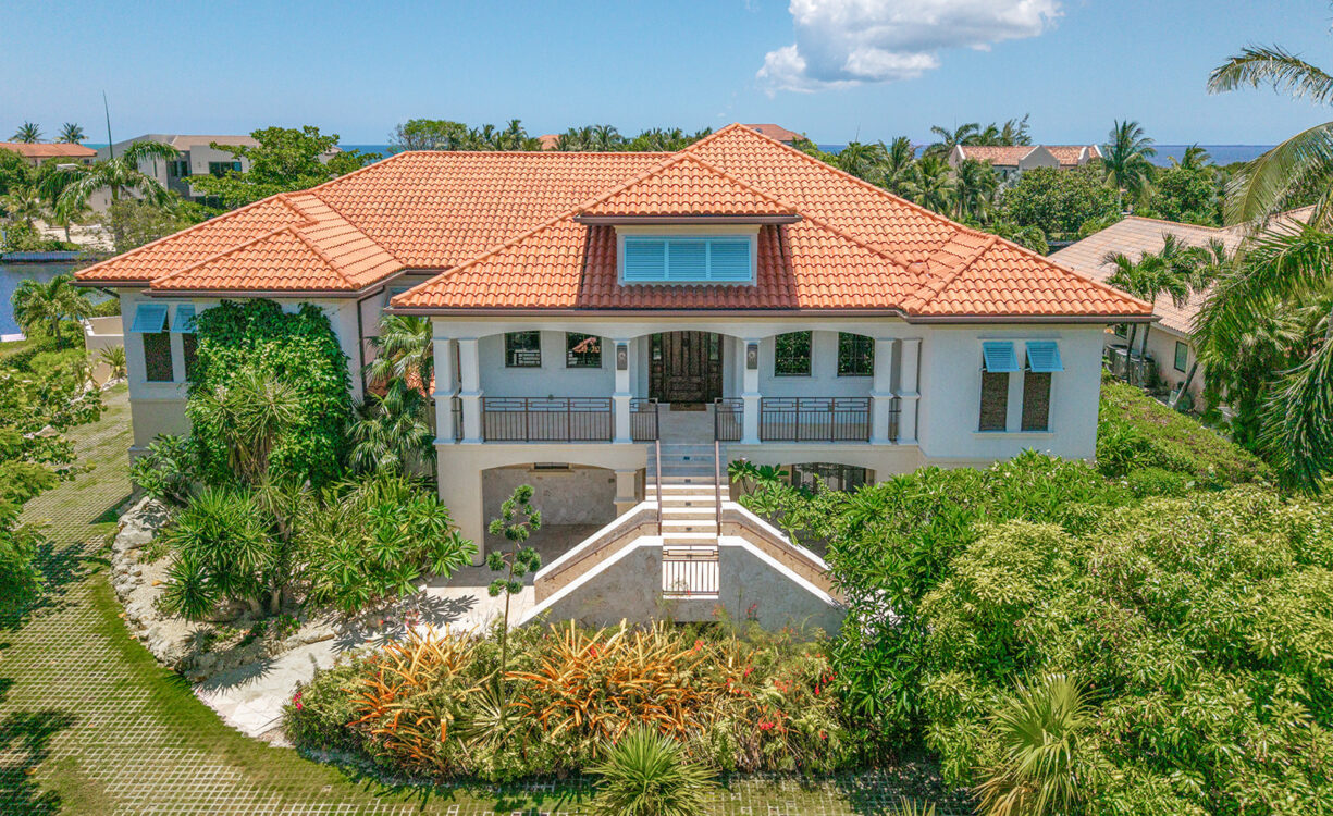 THE DOCK HOUSE | A VISTA DEL MAR & YACHT CLUB SIGNATURE RESIDENCE
