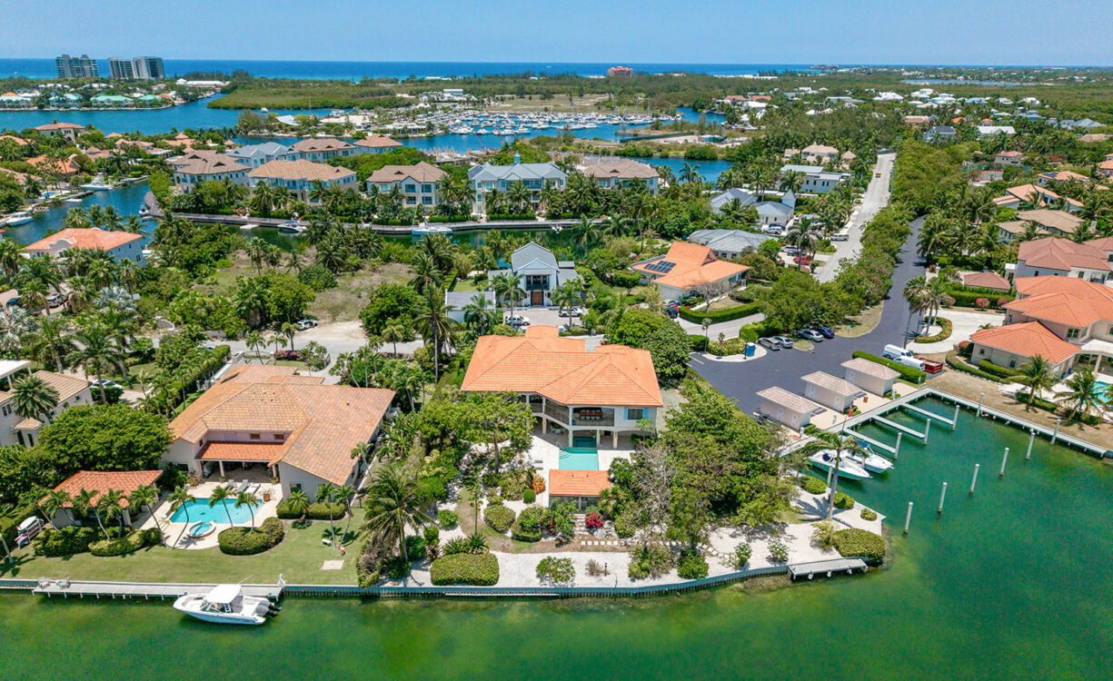 THE DOCK HOUSE | A VISTA DEL MAR & YACHT CLUB SIGNATURE RESIDENCE