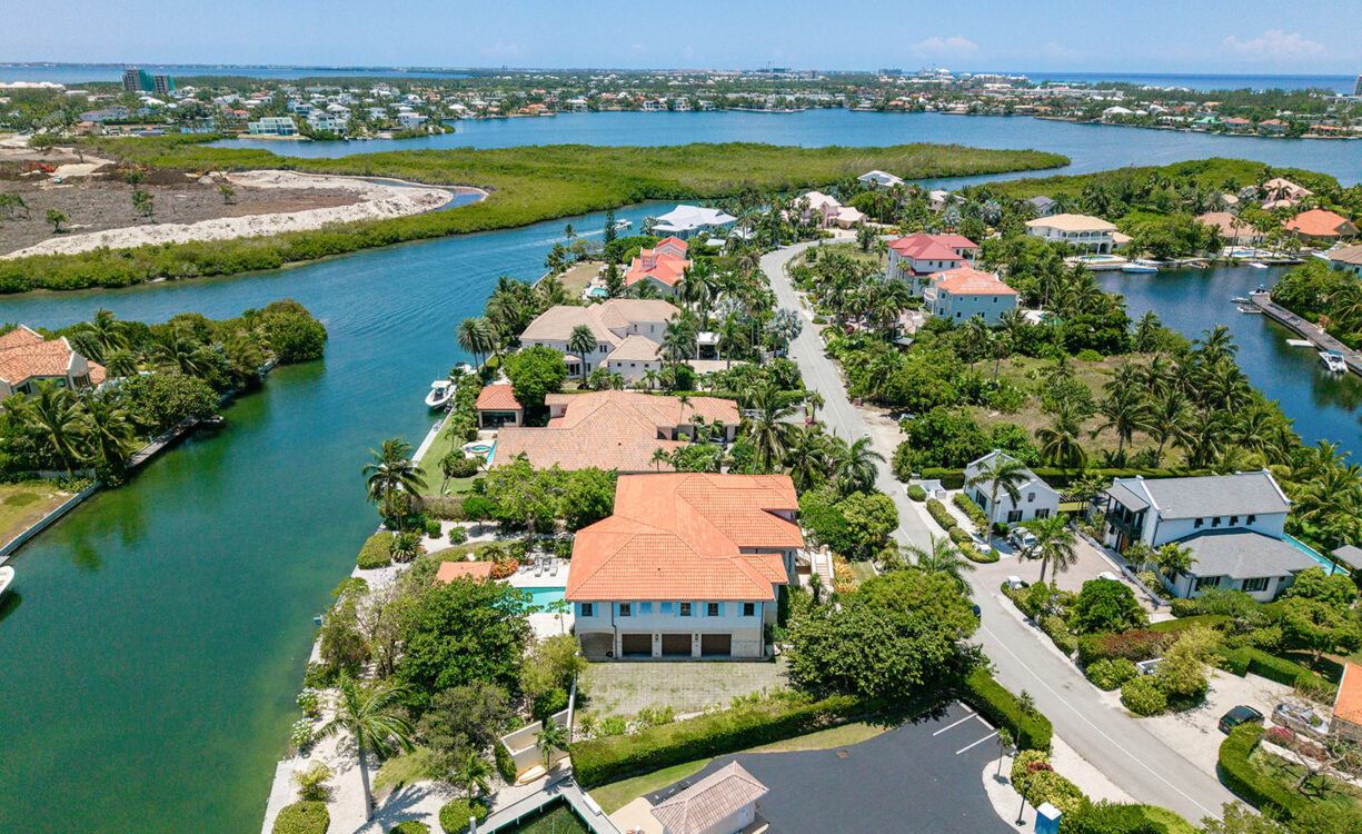 THE DOCK HOUSE | A VISTA DEL MAR & YACHT CLUB SIGNATURE RESIDENCE