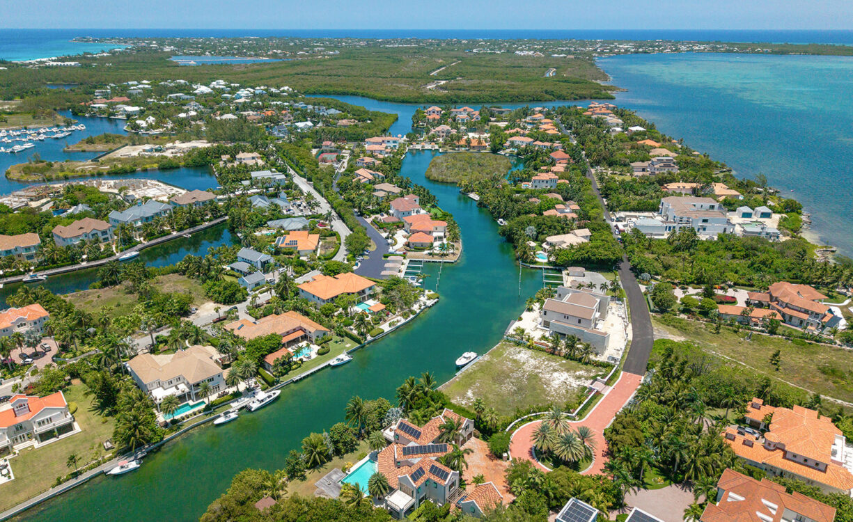 THE DOCK HOUSE | A VISTA DEL MAR & YACHT CLUB SIGNATURE RESIDENCE