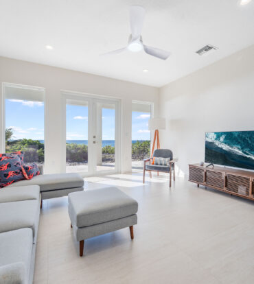 SOUTHSIDE SEAFRONT VILLA