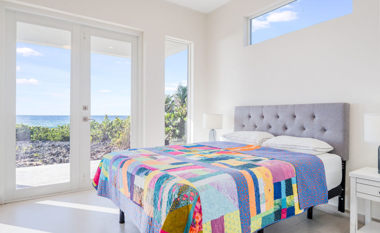 SOUTHSIDE SEAFRONT VILLA